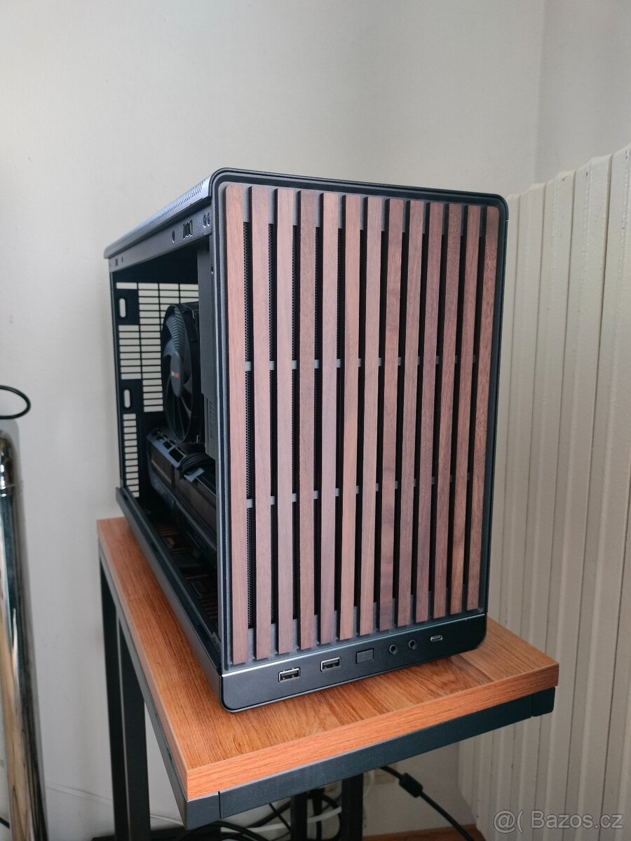 Nový ITX mini, i Ultra 5 250K; RTX 5070; DDR5 32GB; SSD 1TB - 10