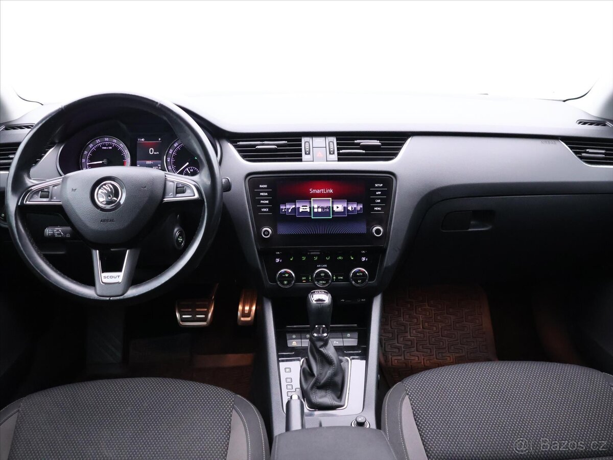 Škoda Octavia 2,0 TDI 135kW 4x4 DSG CZ Scout (2017) - 10
