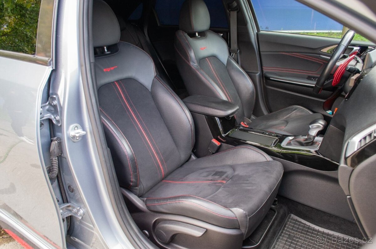 Kia Ceed GT 1.6 T-GDI ZÁRUKA - 10