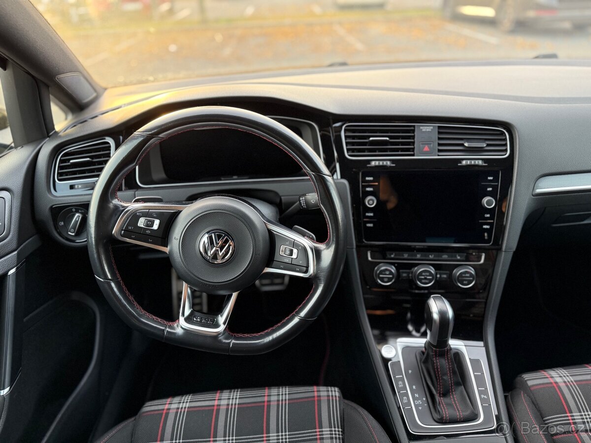 Volkswagen Golf 7,5 GTI Performance 180kw DSG - 10