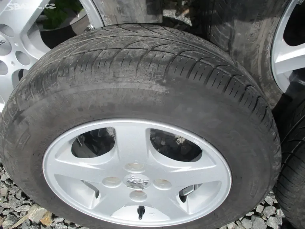 ALU kola PEUGEOT 4x108 5,5x14 s pneu 175/70 R14 - 10
