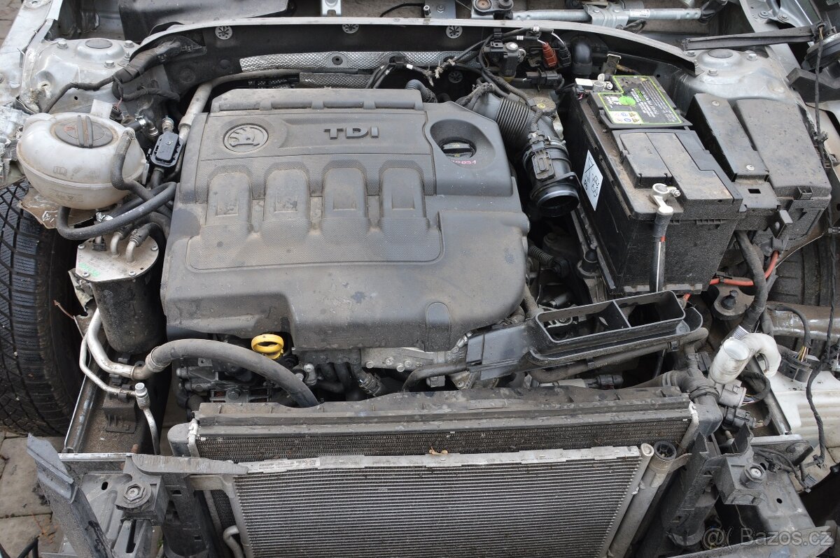 Octavia III combi 1.6TDI 81kW 4x4 NAVI ALU palubni deska - 10