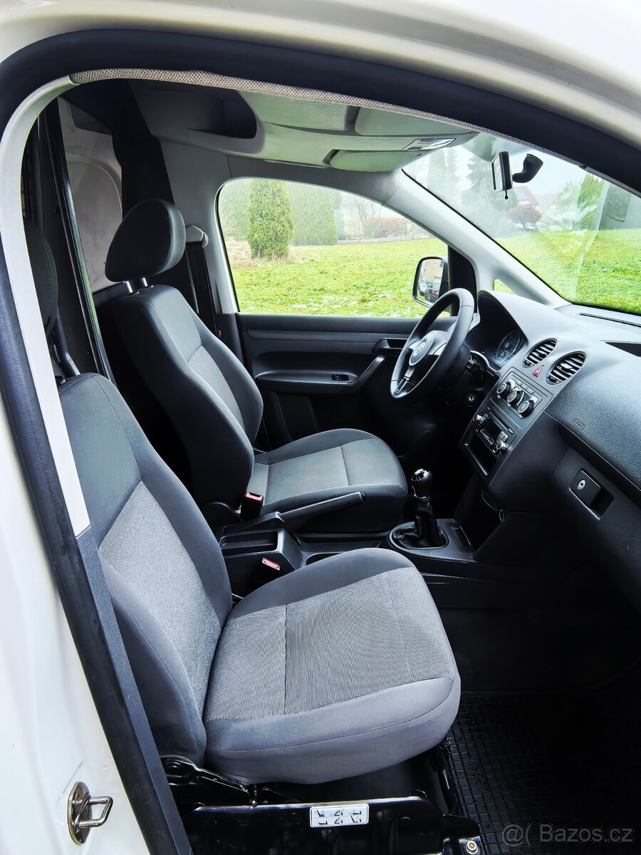 VW Caddy MAXI (long) 2.0 Tdi, 6 kvalt, výhřev, klima - 10