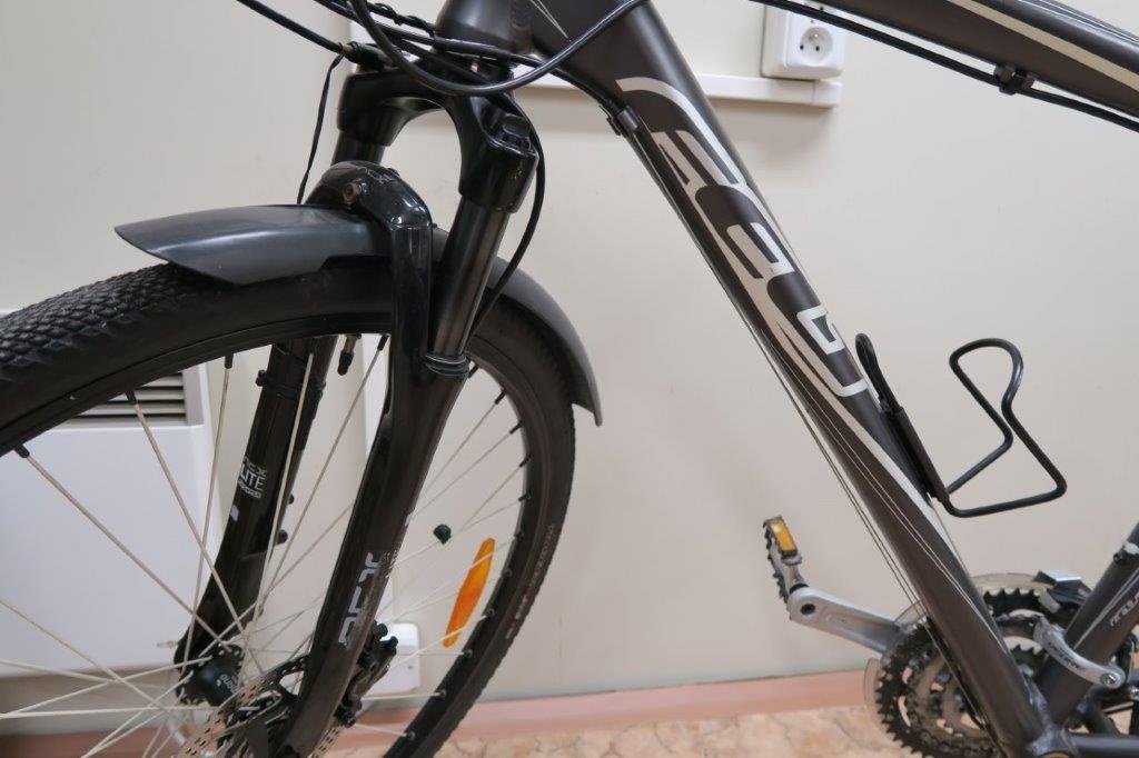 Prodám trekové kolo FELT QX 90 EQ , vel. 52cm - 10