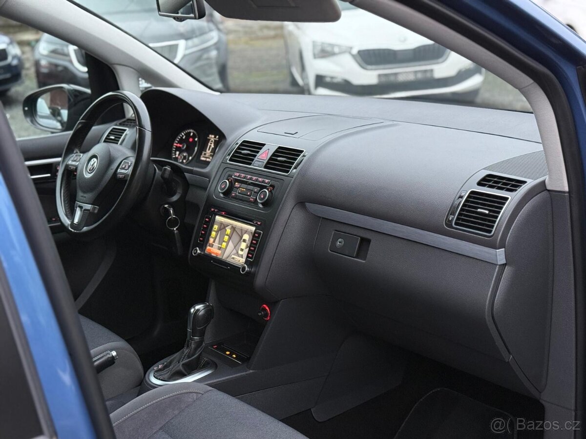 VW Touran Style 2.0TDi 103kw DSG - LED - Nova stk - 10