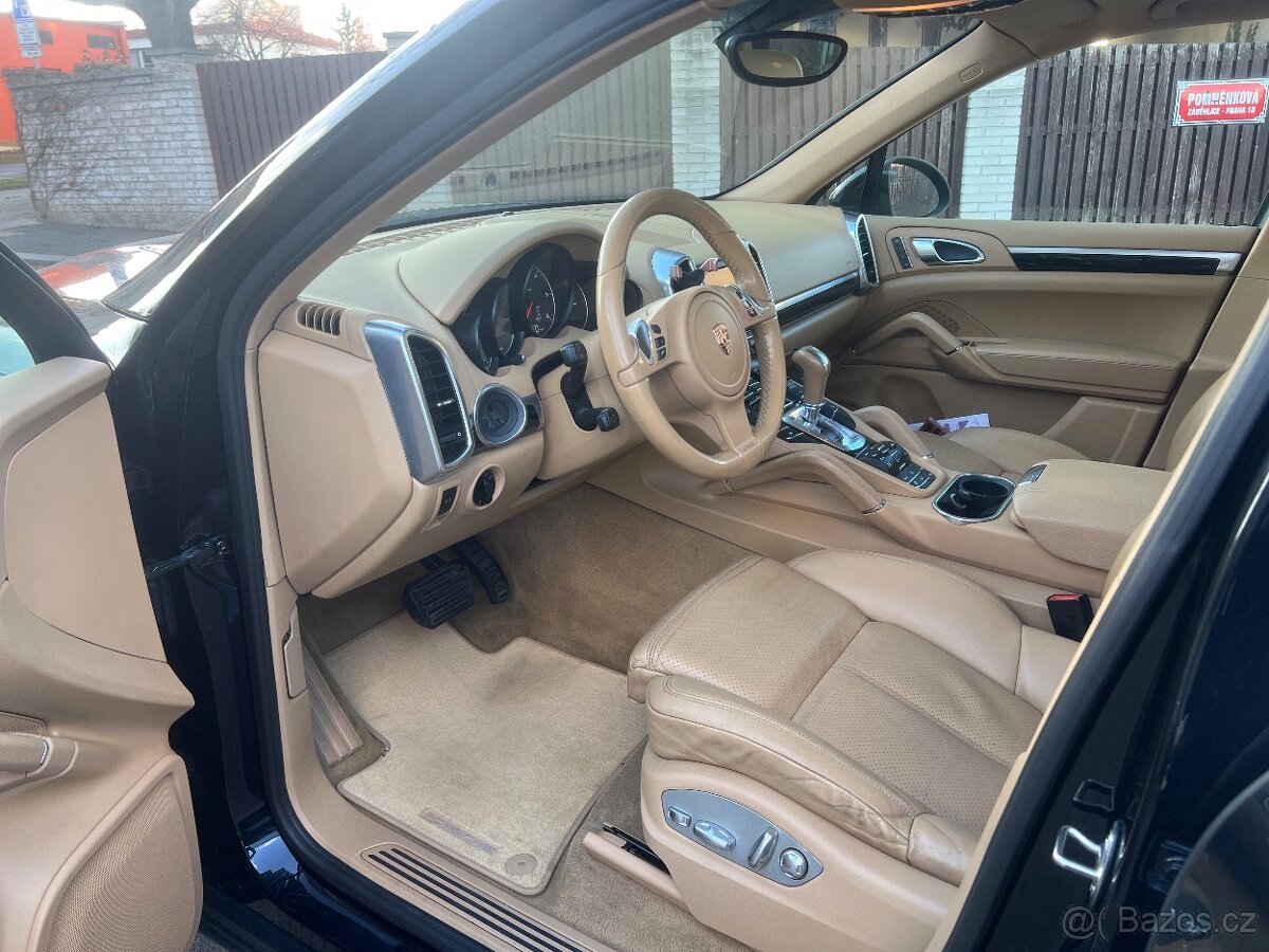 PORSCHE CAYENNE | 3.0 TDi | SERVIS - 10