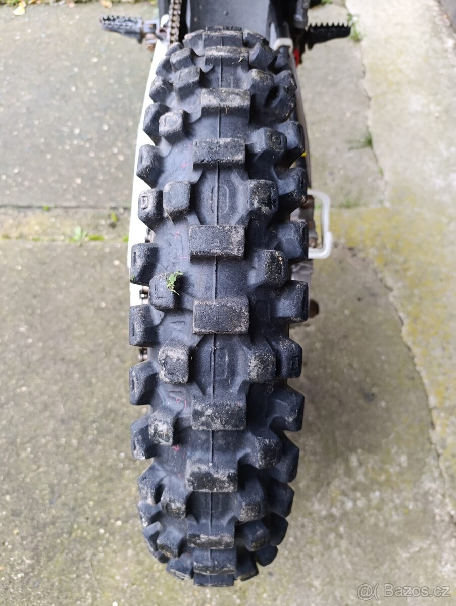 Suzuki RM 125 - 10