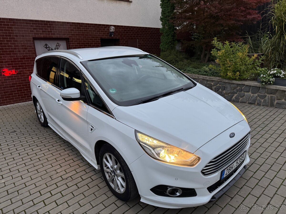 Ford S-Max Titanium - 10