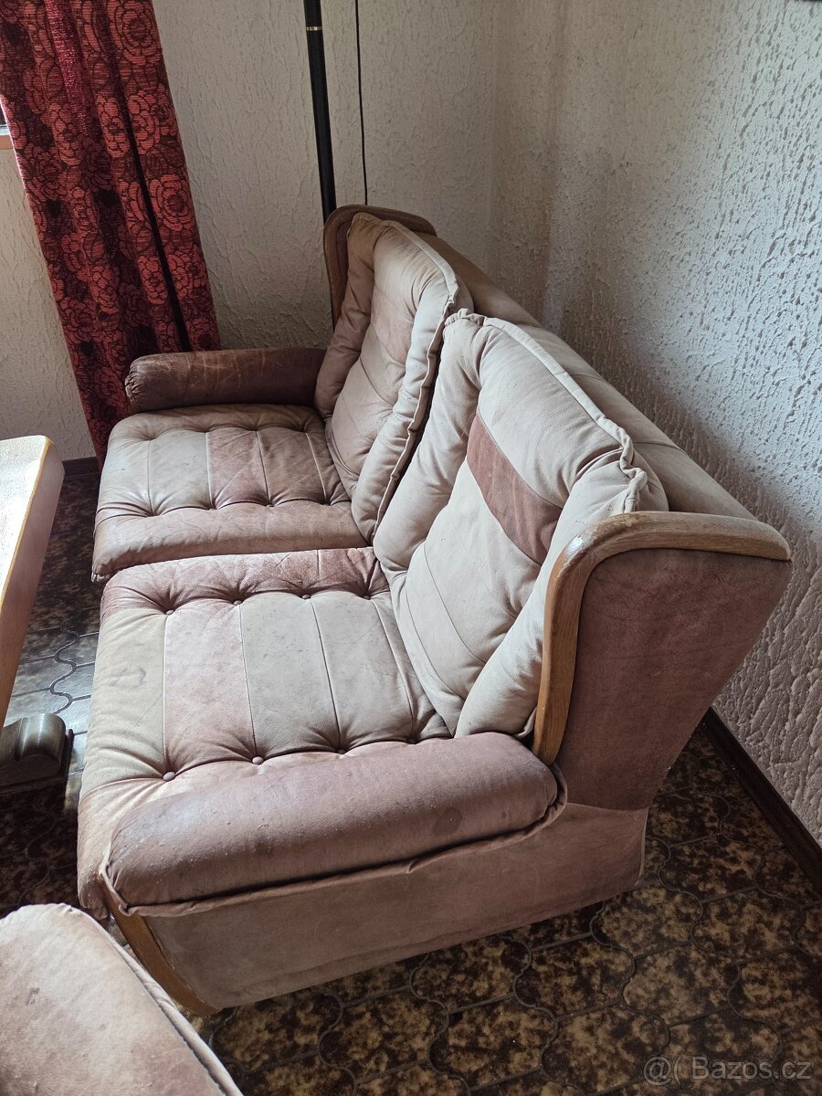 Stará kožená sedací souprava + stůl / set za odvoz - 10