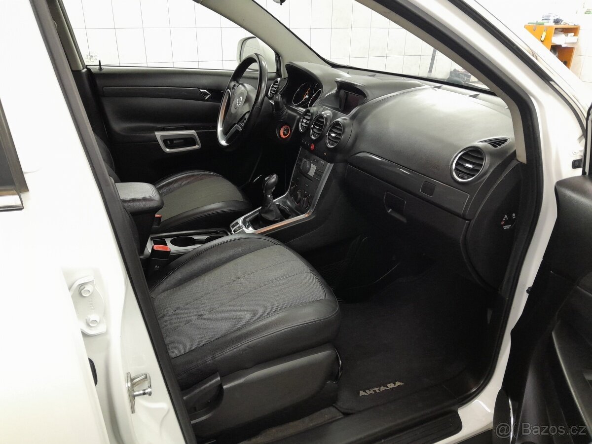 Opel Antara 2,2 CDTI-16V TURBO - 10