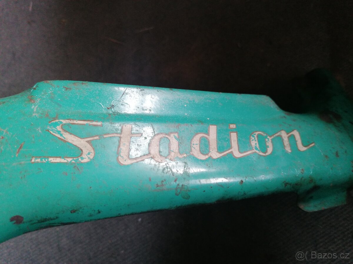 Plechy pod nádrž na Stadion s22 - 10