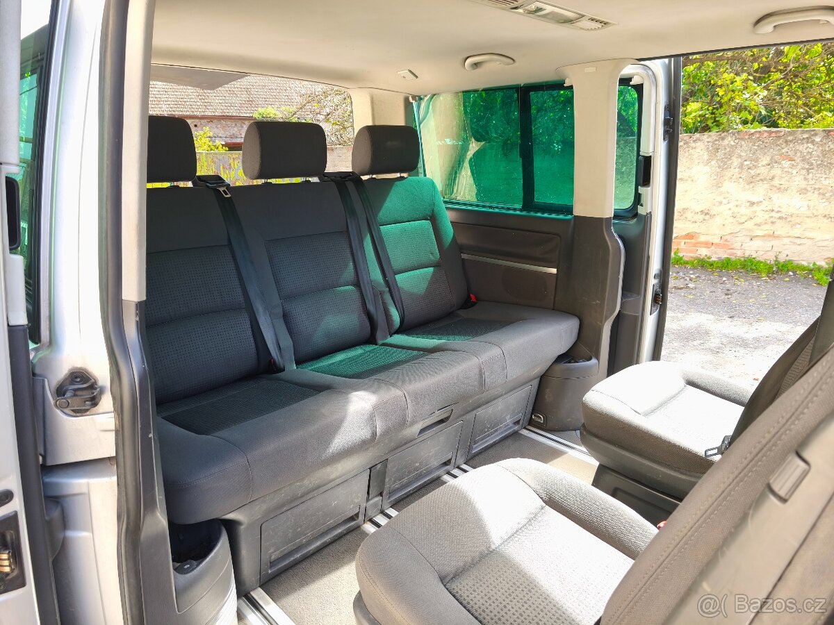 VW Multivan T5, 7 sedadel - 10