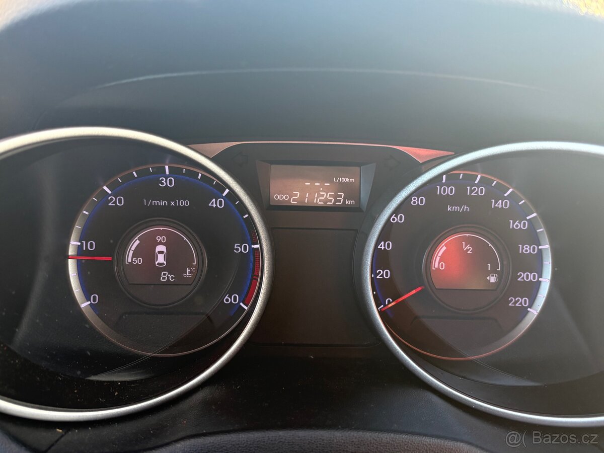 Hyundai ix35 - 10