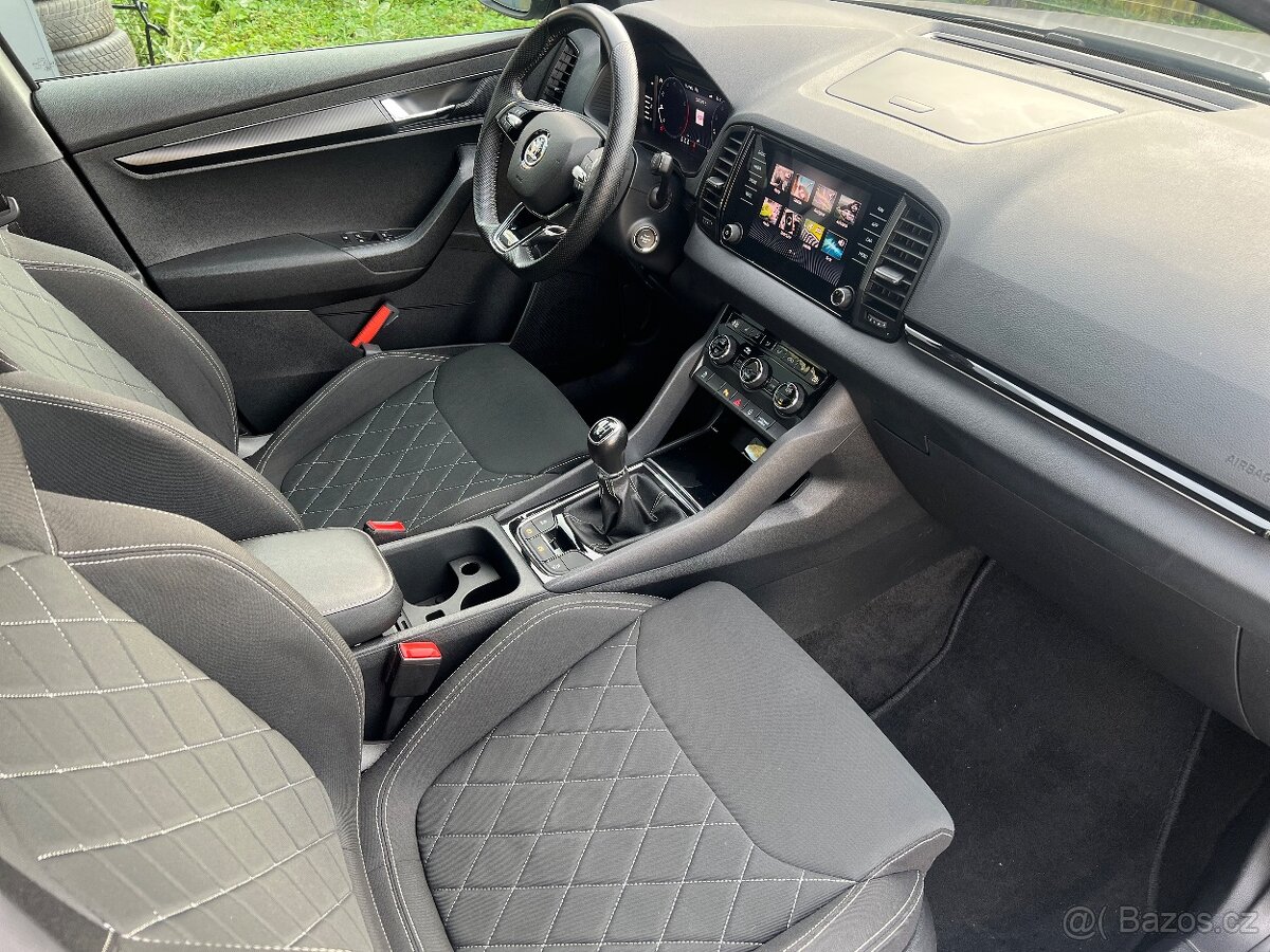 Škoda Karoq 1.5 TSI 110Kw SPORTLINE Virtuál M2023 - ZÁRUKA - 10