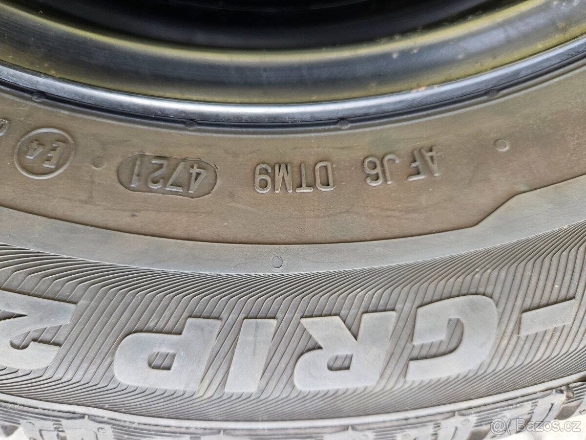 5x100 14 5J ET38 plechové disky VW vč.zimních pneu - 10