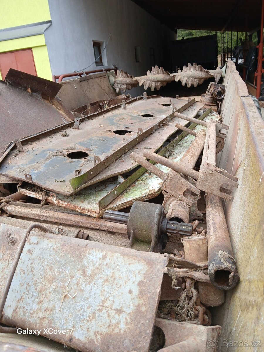 Rozmetadlo hnoje RUR 5 - 10