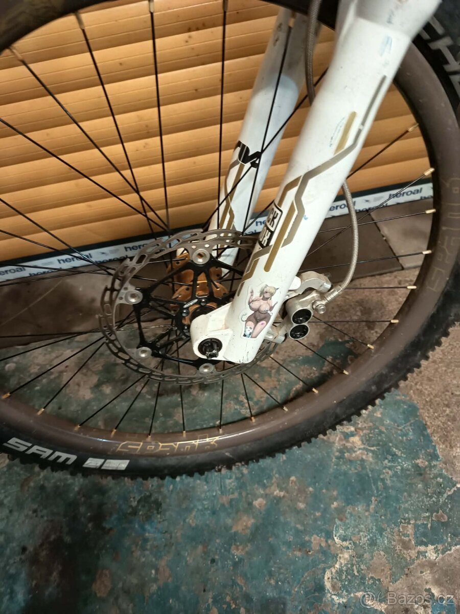 Prodám kolo SPECIALIZED SX TRIAL,velikost rámu M - 10