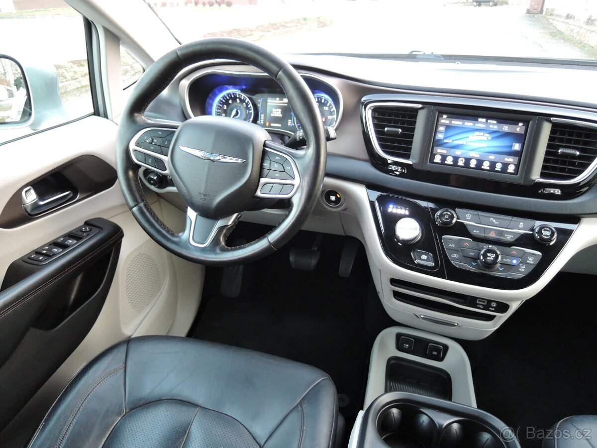 Chrysler Pacifica, 3,6 V6 Aut. StownGo Kůže 7míst - 10