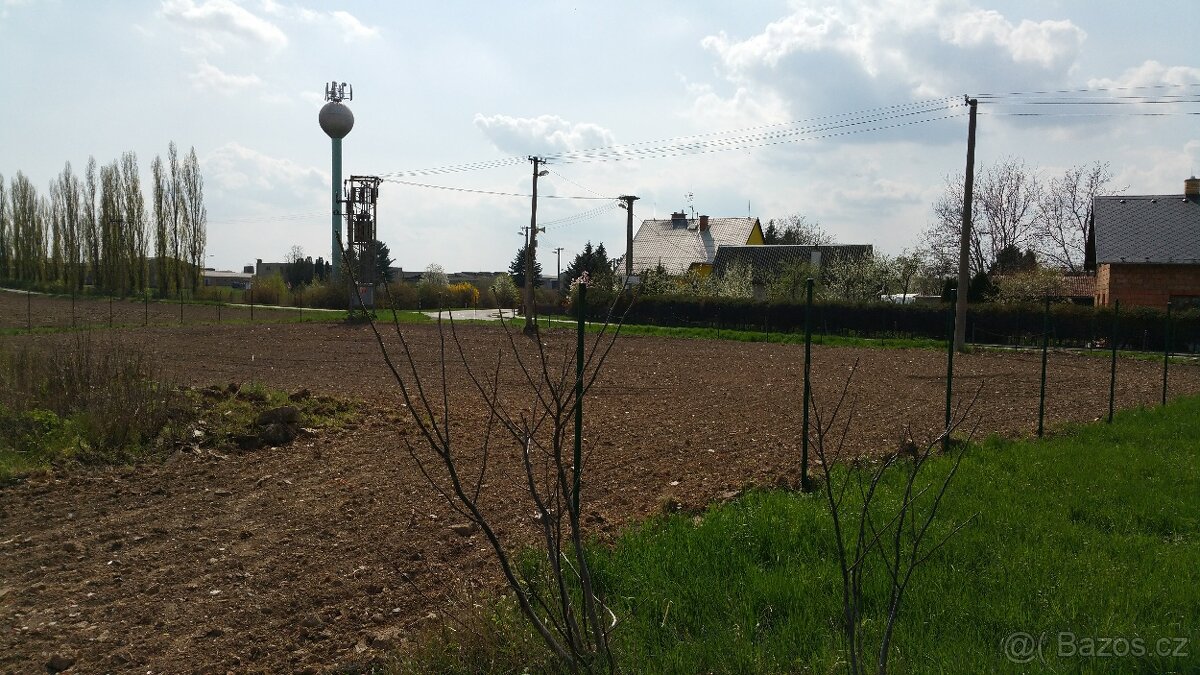 Prodam pozemek 1313m2 - 10