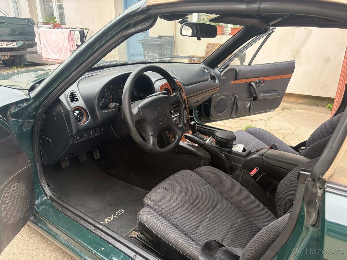 Prodám Mazdu MX-5 NA 1.6 66kW - 10