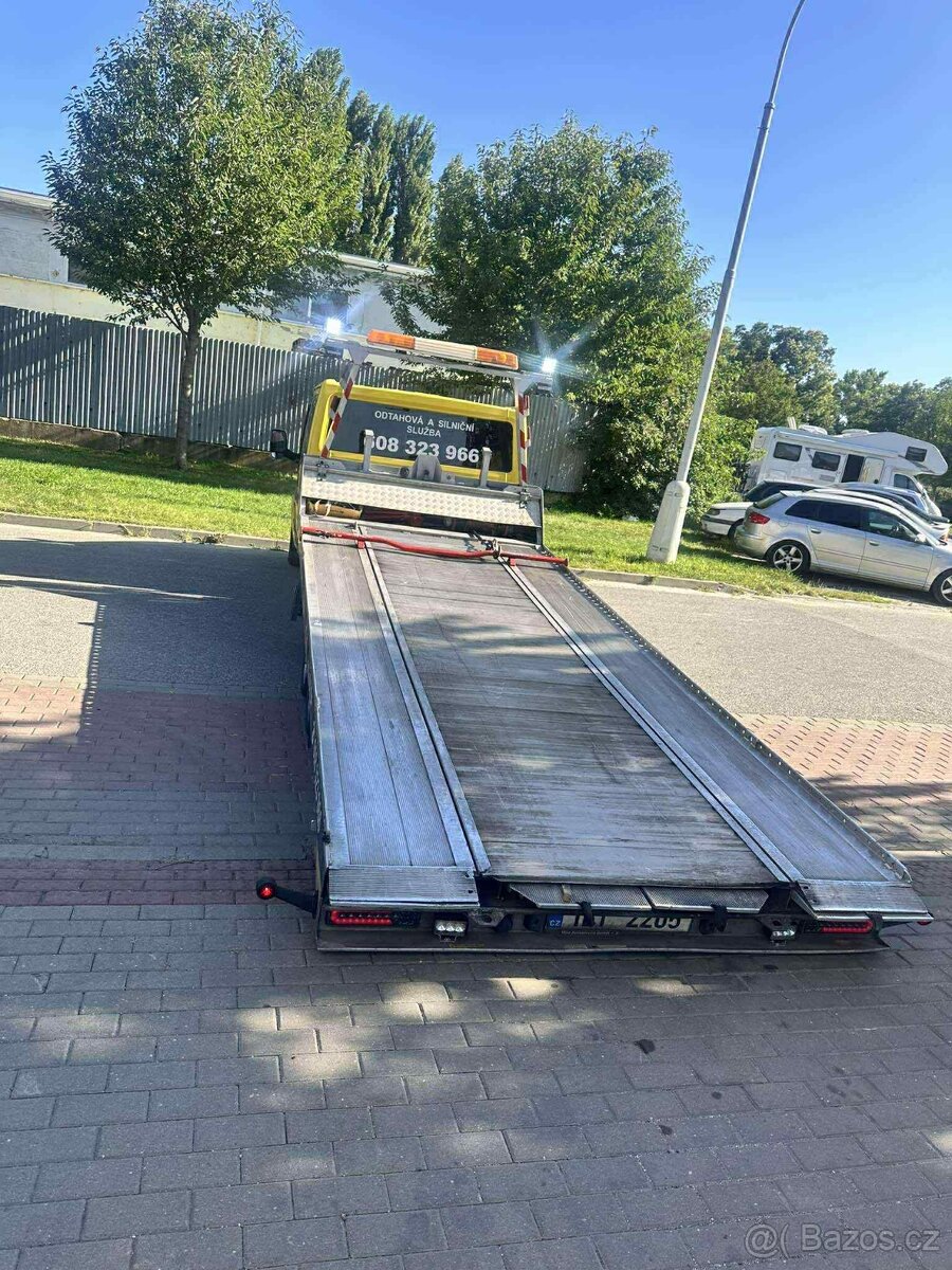 Prodám Ford transit odtahovy speciál - 10