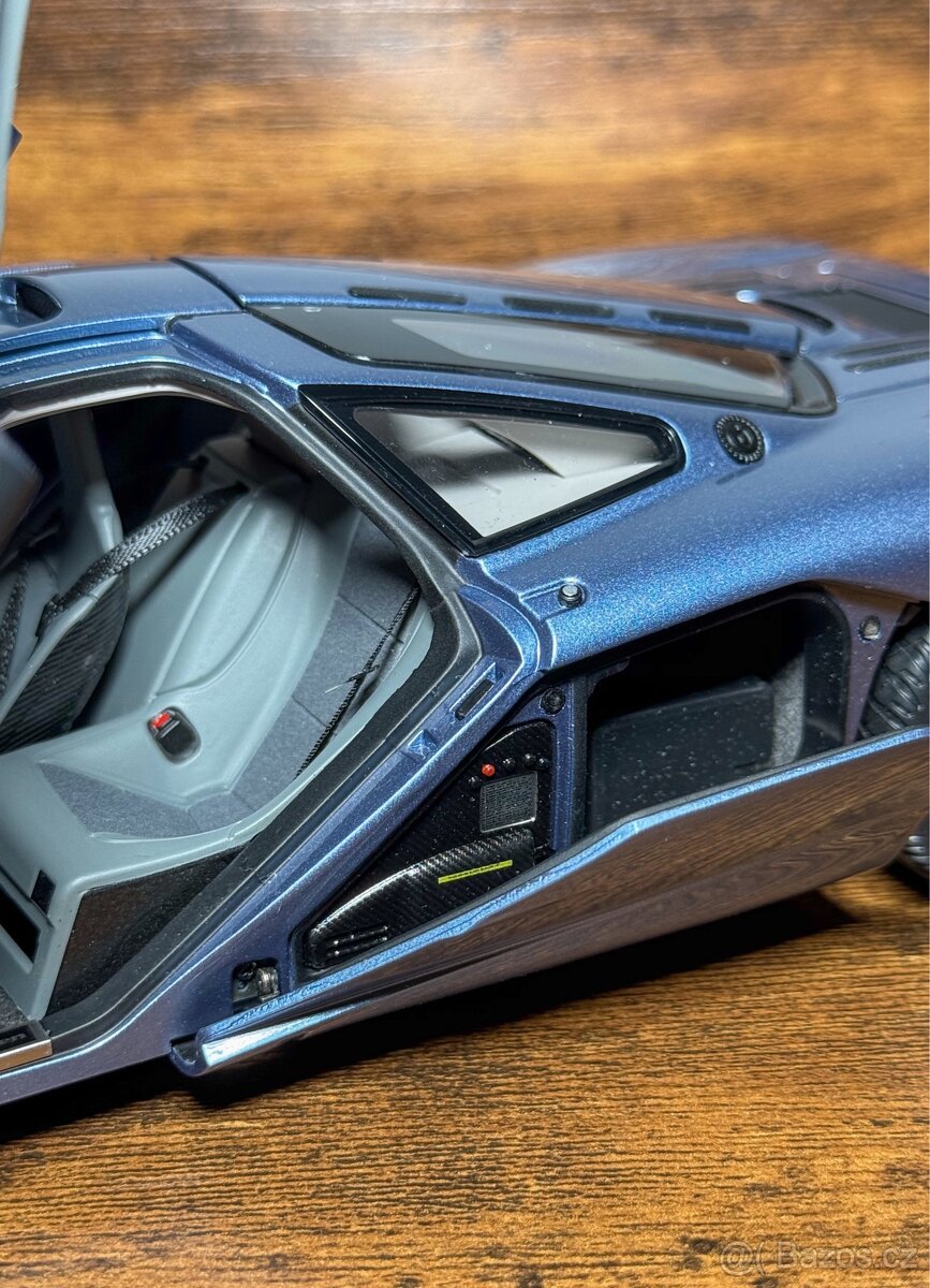 LCD Models - McLaren F1, Ice Blue, 1:18 - 10