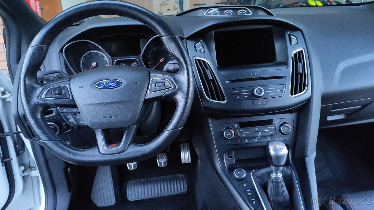 Ford Focus ST 2.0 184kW Odpočet DPH - 10