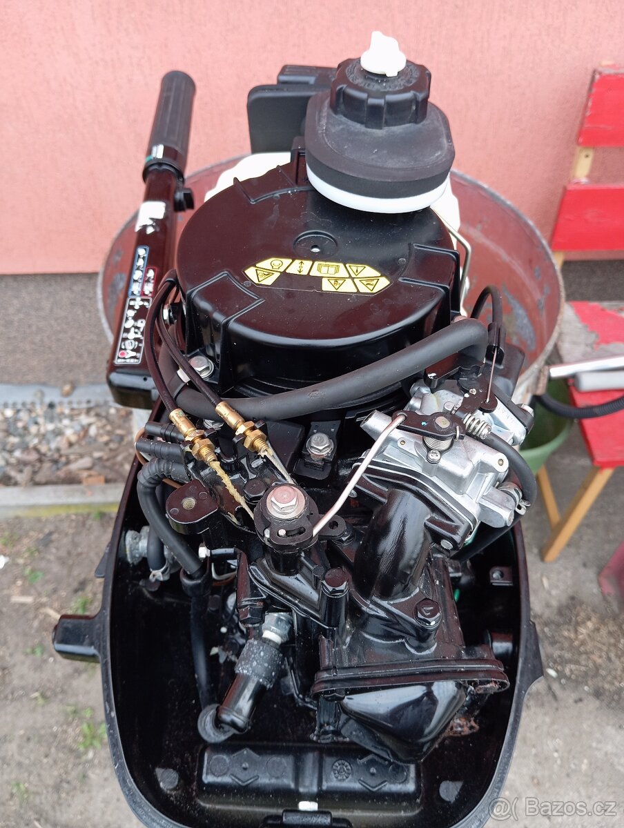 Prodám motor Mercury 5hp + člun 320 - 10