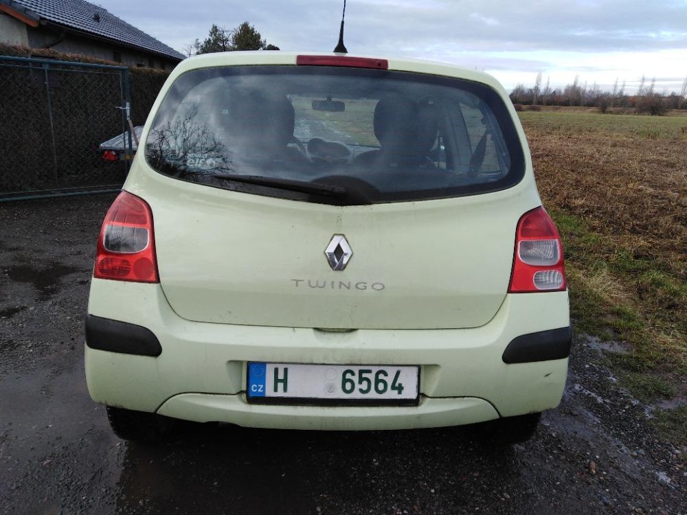RENAULT TWINGO 1,2i RV 2009 NAJ 119,KLIMA,ZA 39000 KČ - 10