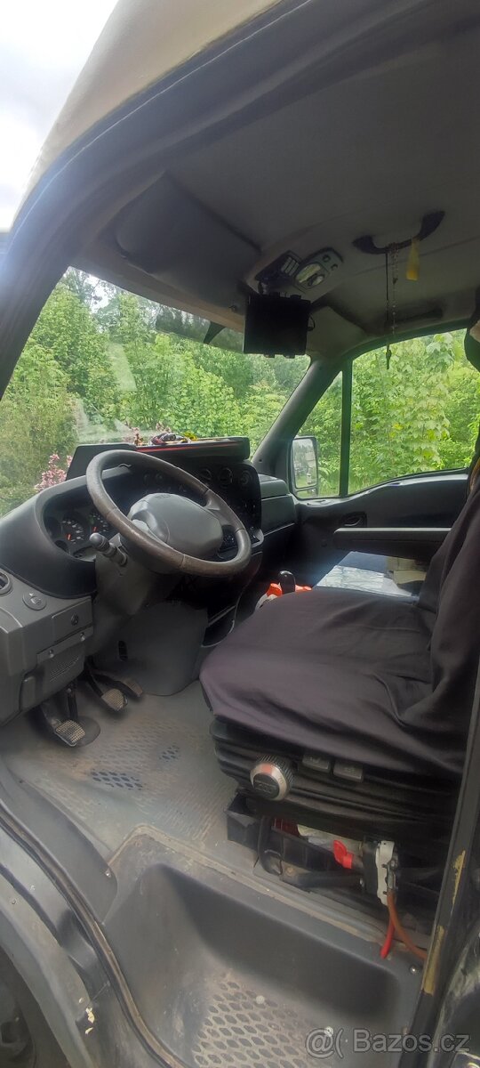Iveco Daily obytné - 10