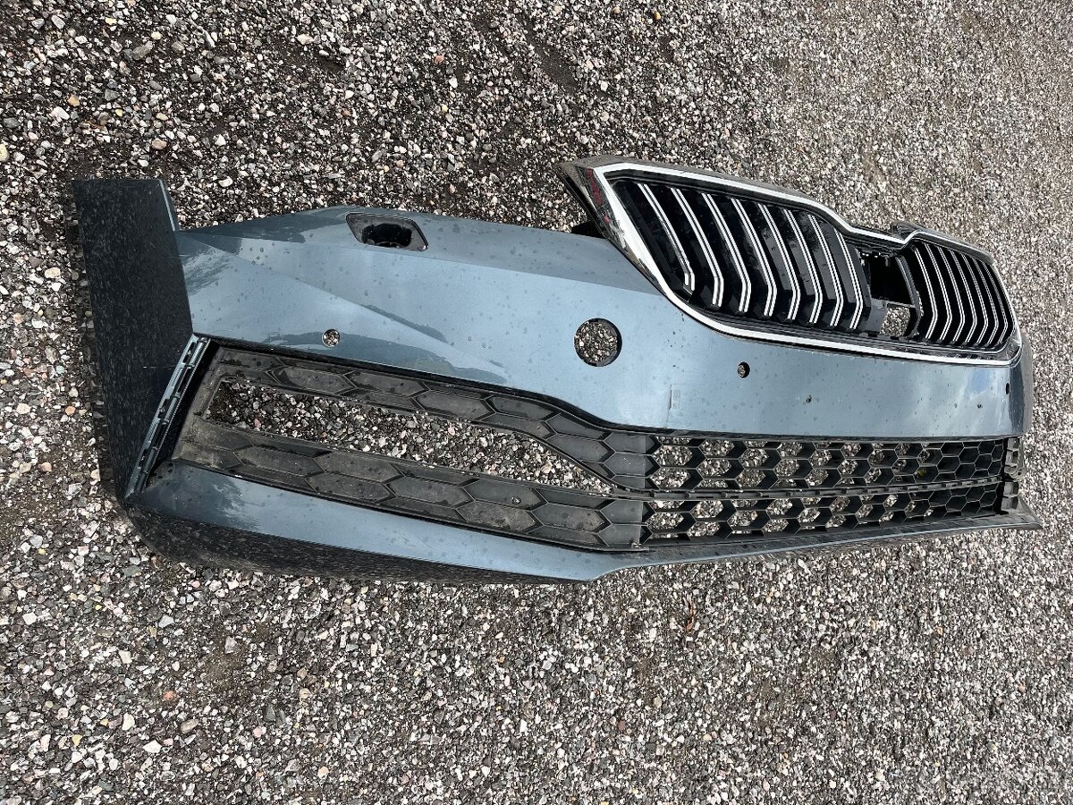Škoda Superb 3 facelift nárazník - 10