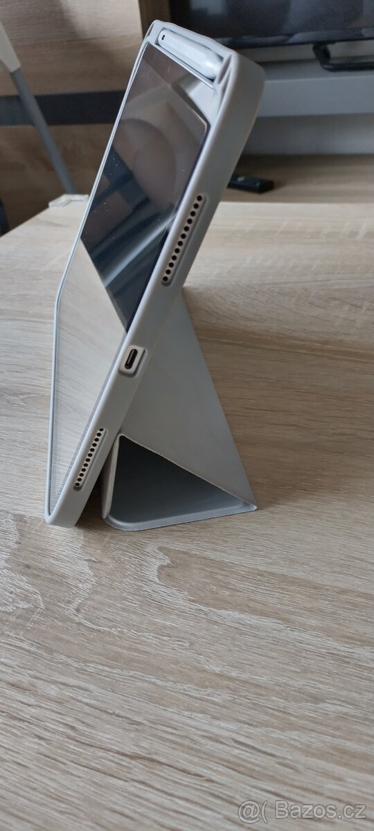 Apple iPad 10.generace 64GB Wi-fi - 10