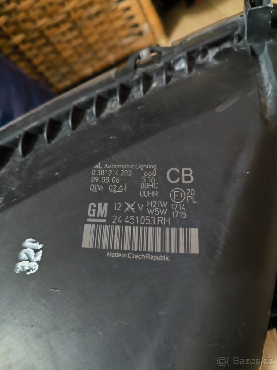 Originál světlo Zafira B - 10