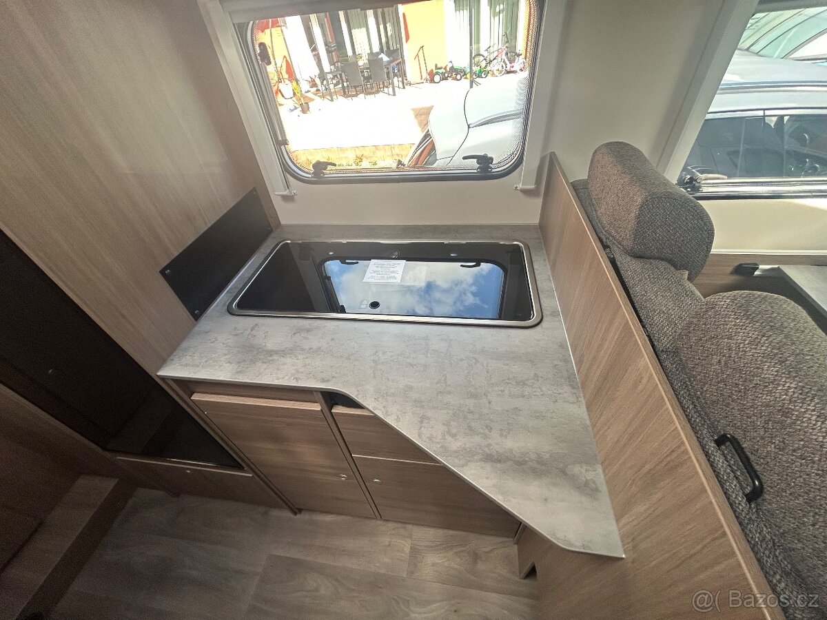 Nový obytný vůz CARADO T334S 9/2025 - 10