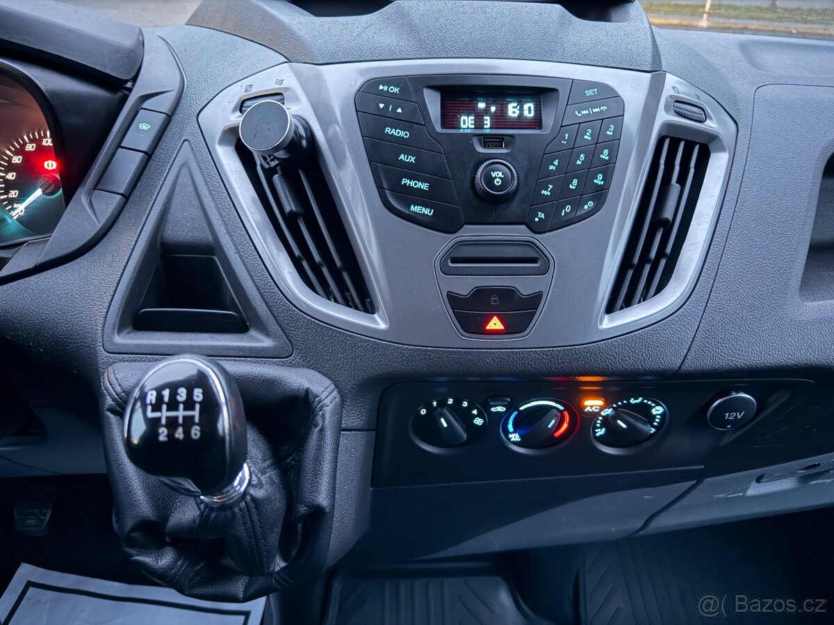 Ford Tranzit Custom 2,0 Tdci L2H1 r.v.2018 3 místa DPH - 10