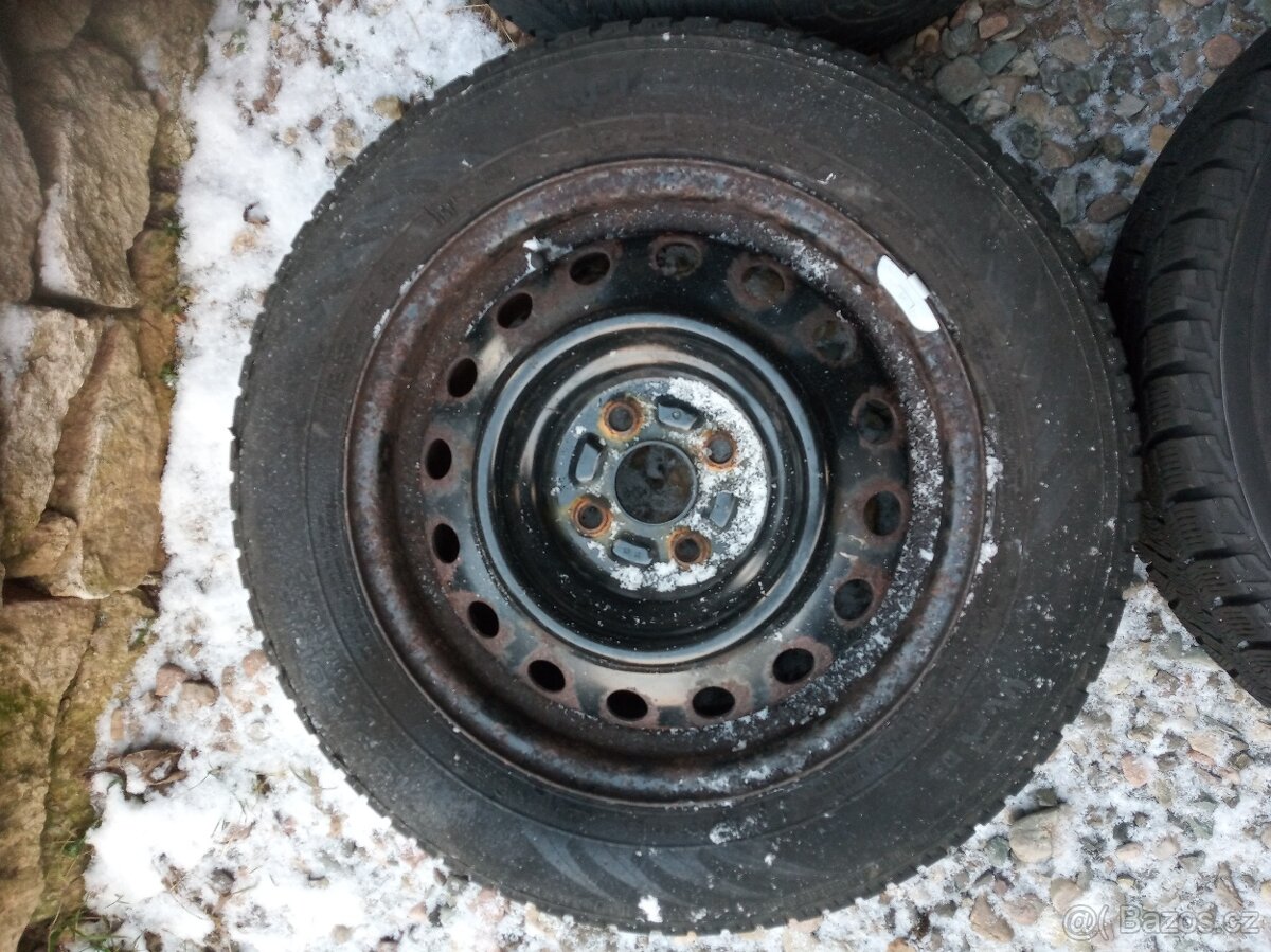 Zimní kola 4x100 R15 - 10
