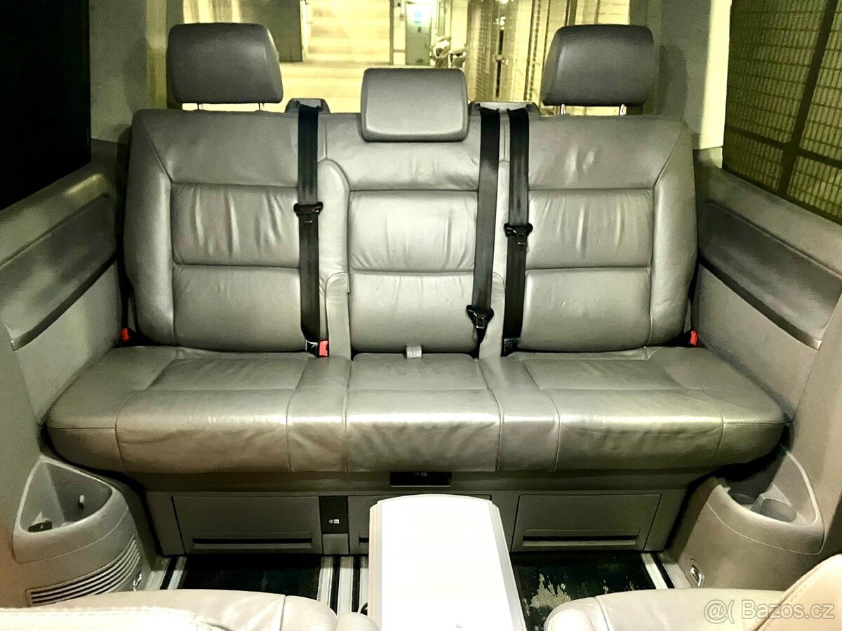 VW Multivan 3.2 V6 4x4 173kw - Highline - Manual - 10