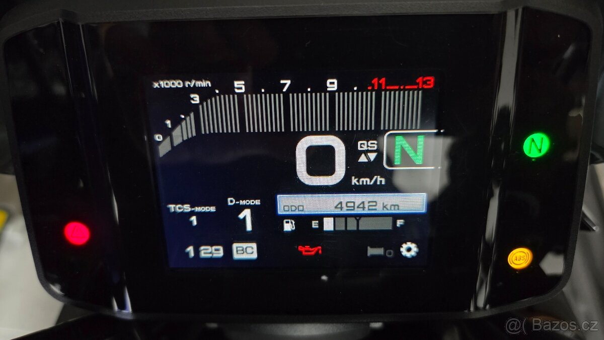 Yamaha MT-09 SP, r.v. 2023 - zánovní stav - 10