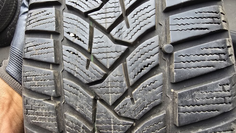 Zimní pneu 205/55/16 Dunlop - 10