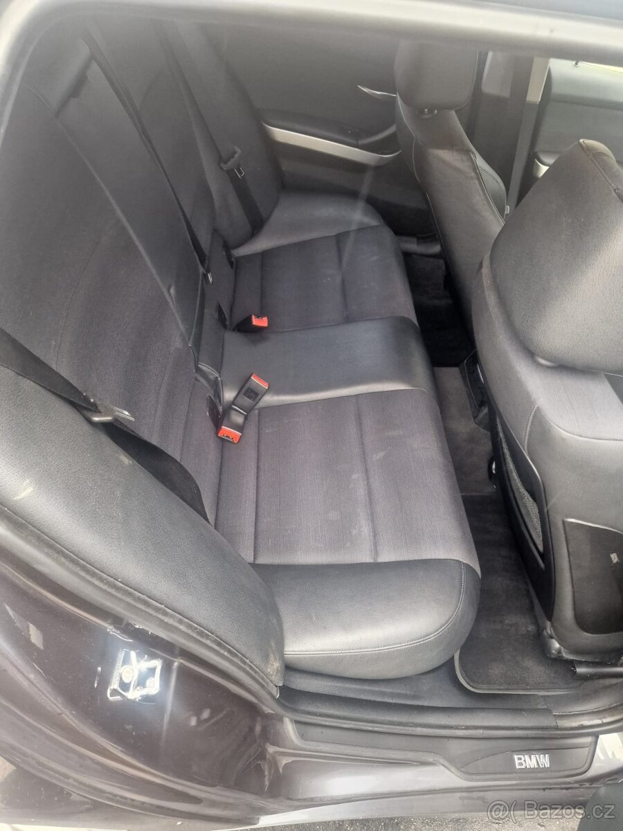 BMW 330xi Touring (E91) - 10