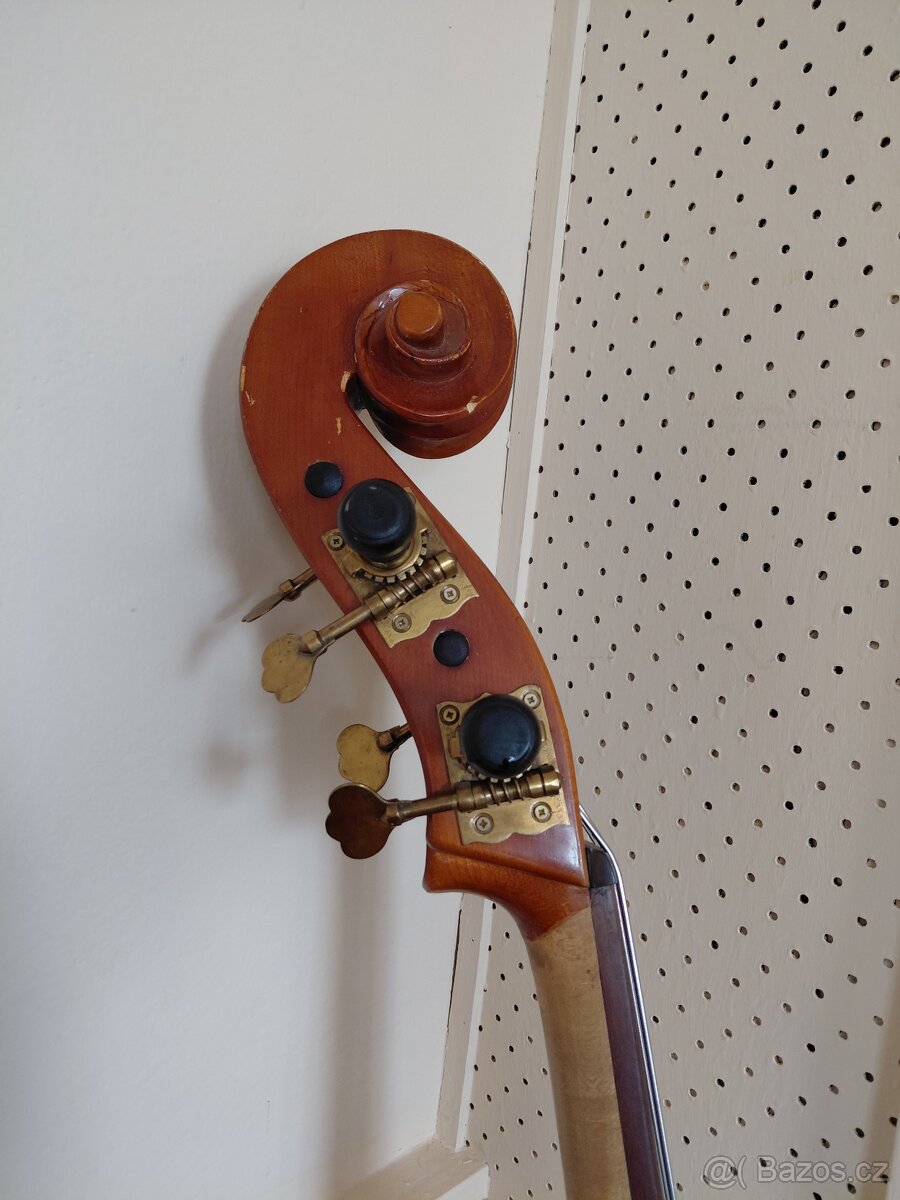 Starý kontrabas - 10
