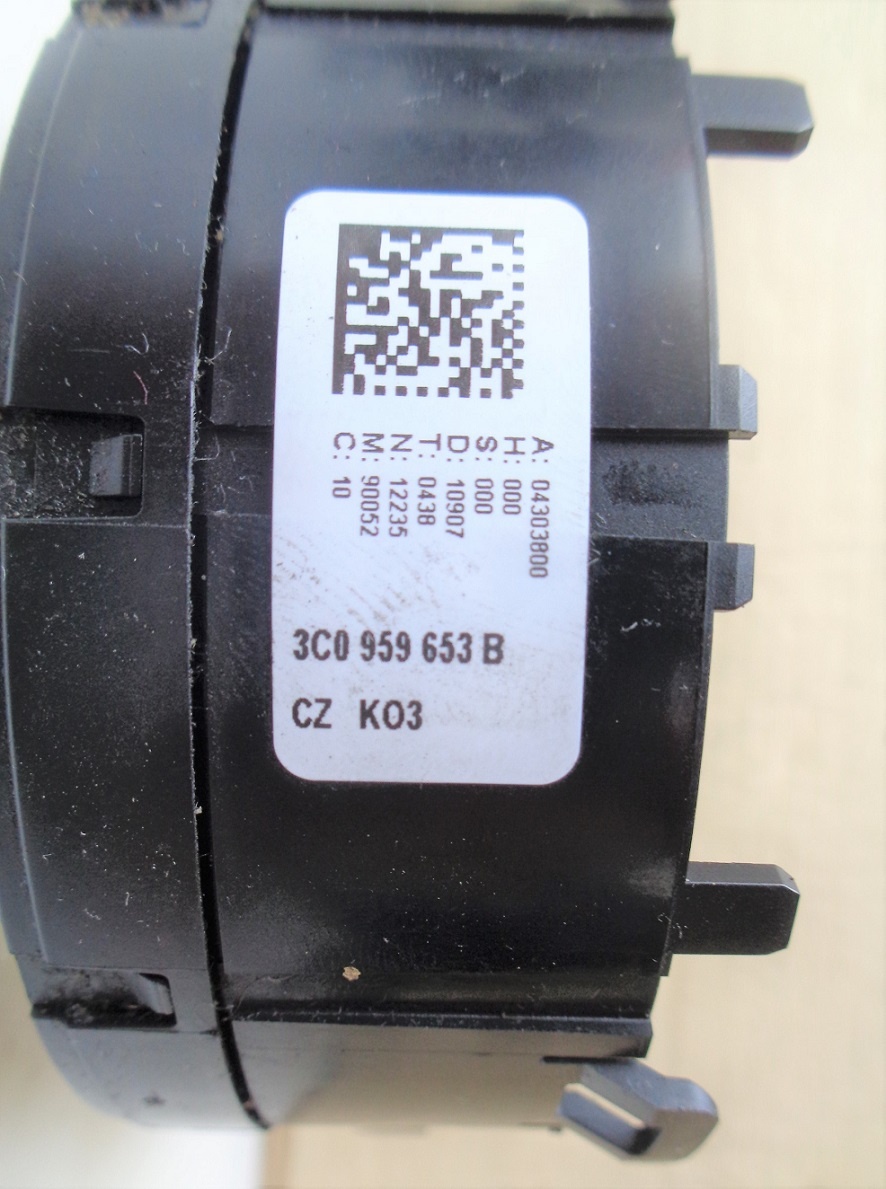 VW Passat B6 kompletní pod volantové páčky - 10