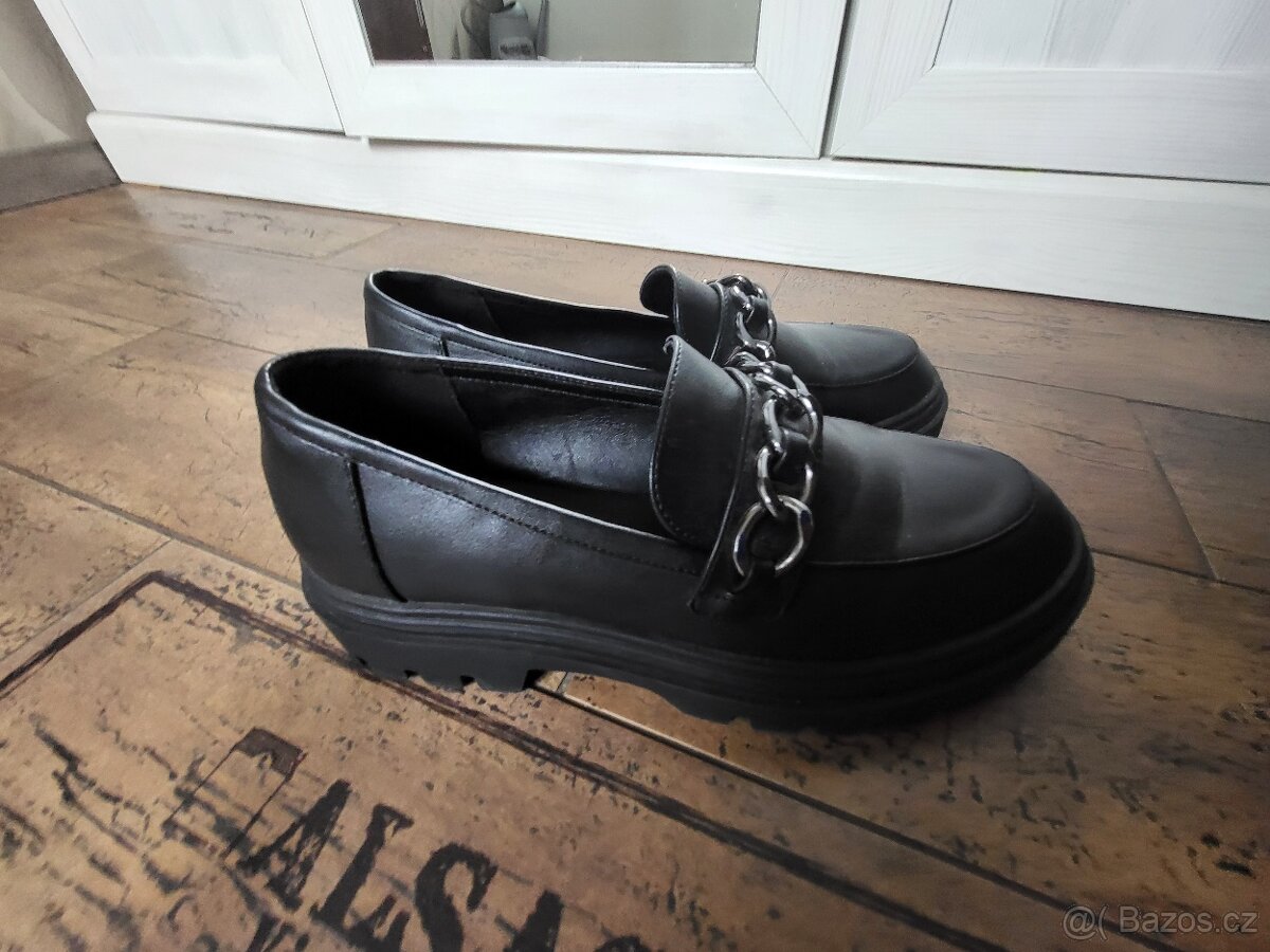 MOKASÍNY vel.41 zn.CATWALK ČERNÉ MODERNÍ - 10