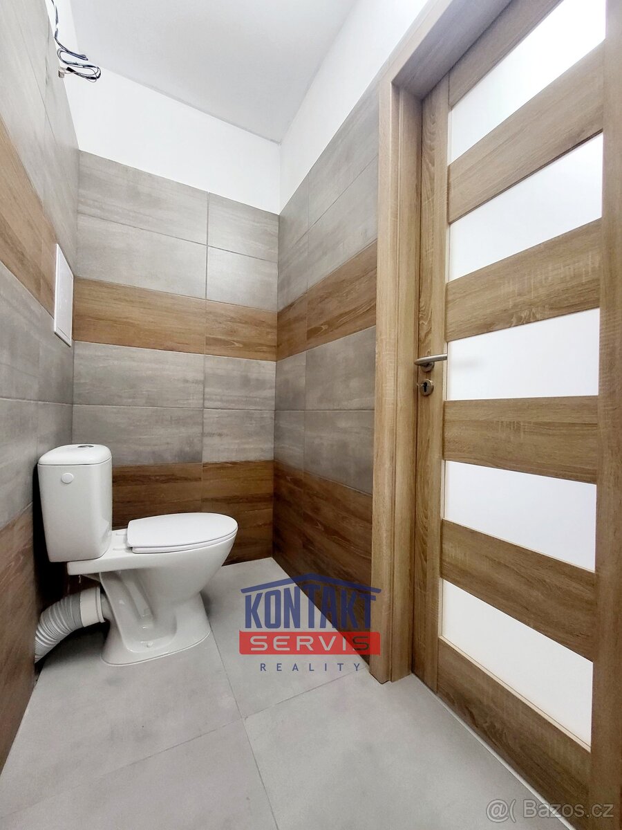 Pronájem zrekonstruovaného bytu 2+1 o velikosti 51 m² v Kapl - 10