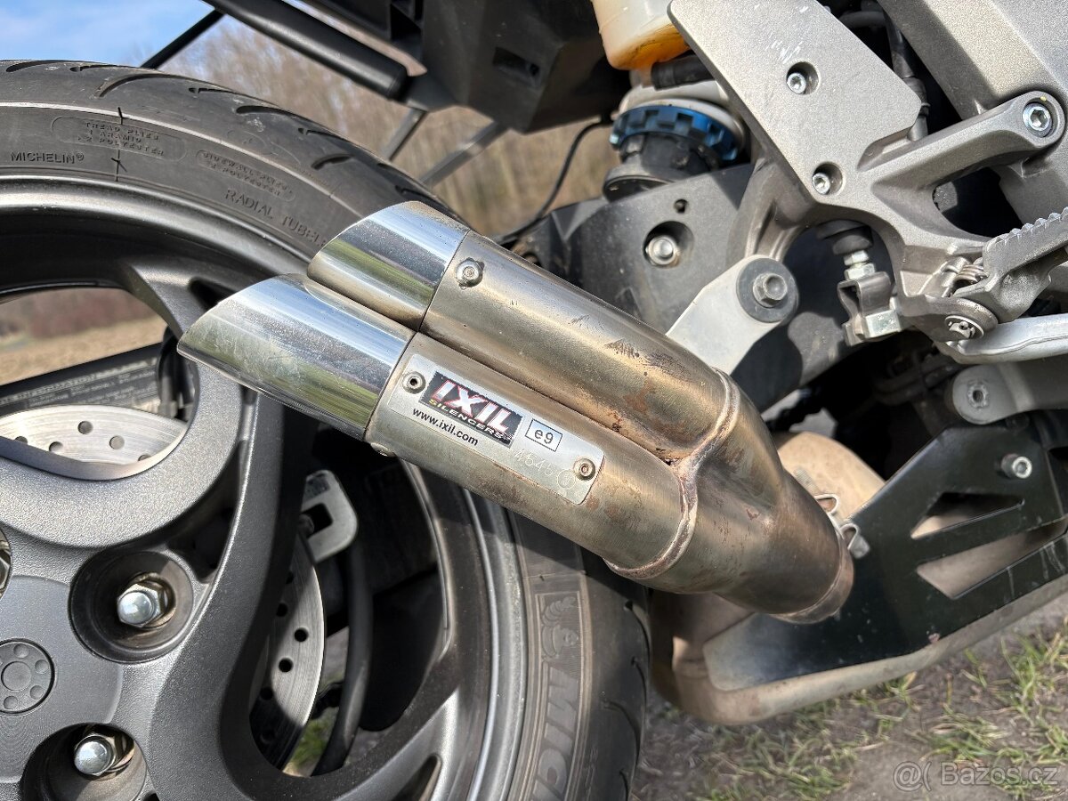 Honda CB 1000R - 10
