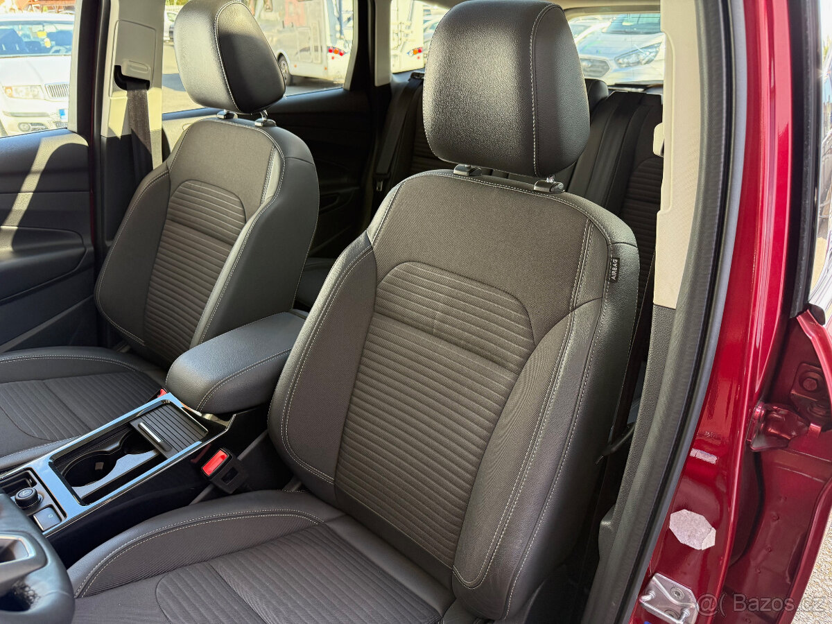 Ford Kuga 2.0TDCi 132kW AWD Titanium - 10