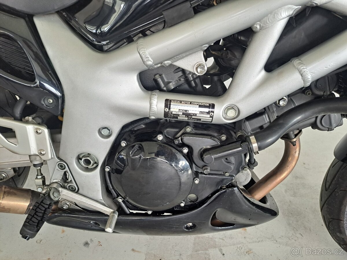 Suzuki SV650 - 10