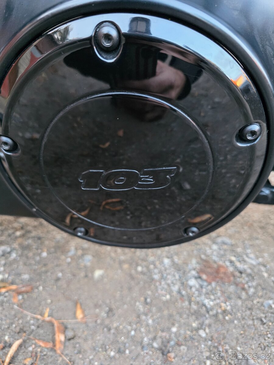 Harley davidson Breakout - 10