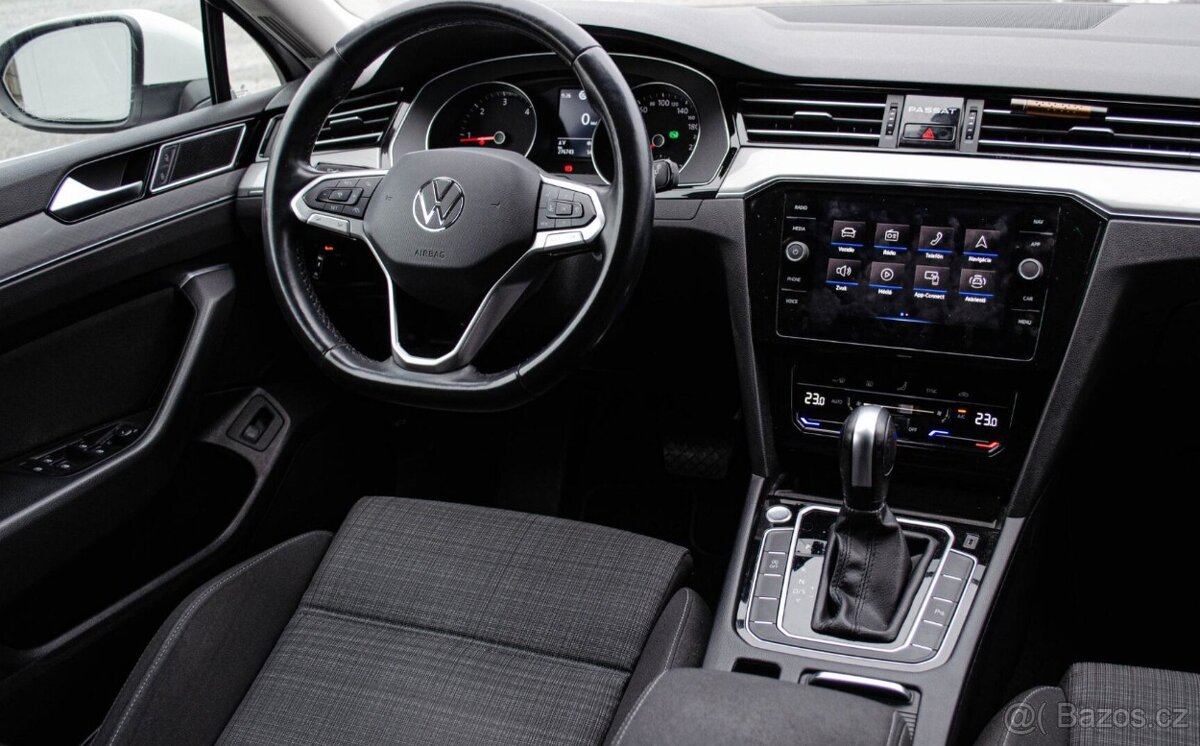 Volkswagen Passat Variant 2.0 TDI DSG - 10