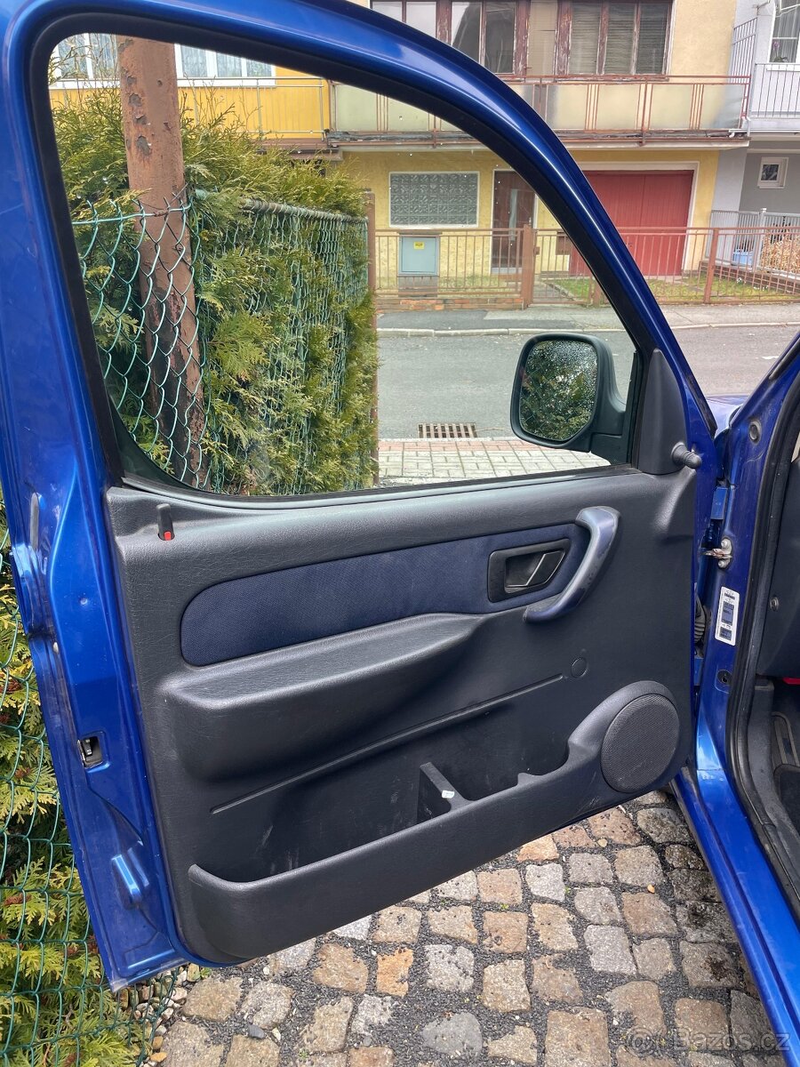 Citroen Berlingo 1.6HDI - 10